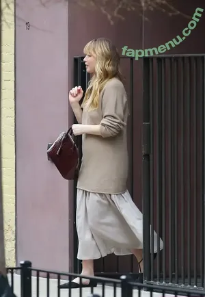 Jennifer Lawrence / 1jnnf / jennifer.lawrence nude photo #2614