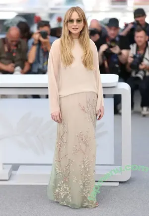 Jennifer Lawrence / 1jnnf / jennifer.lawrence nude photo #2721