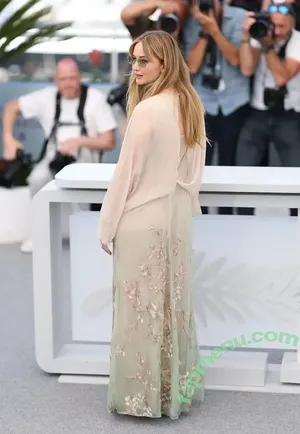 Jennifer Lawrence / 1jnnf / jennifer.lawrence nude photo #2726