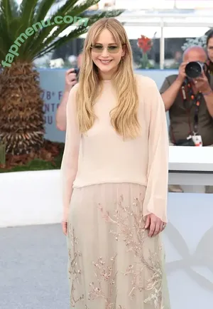 Jennifer Lawrence / 1jnnf / jennifer.lawrence nude photo #2728