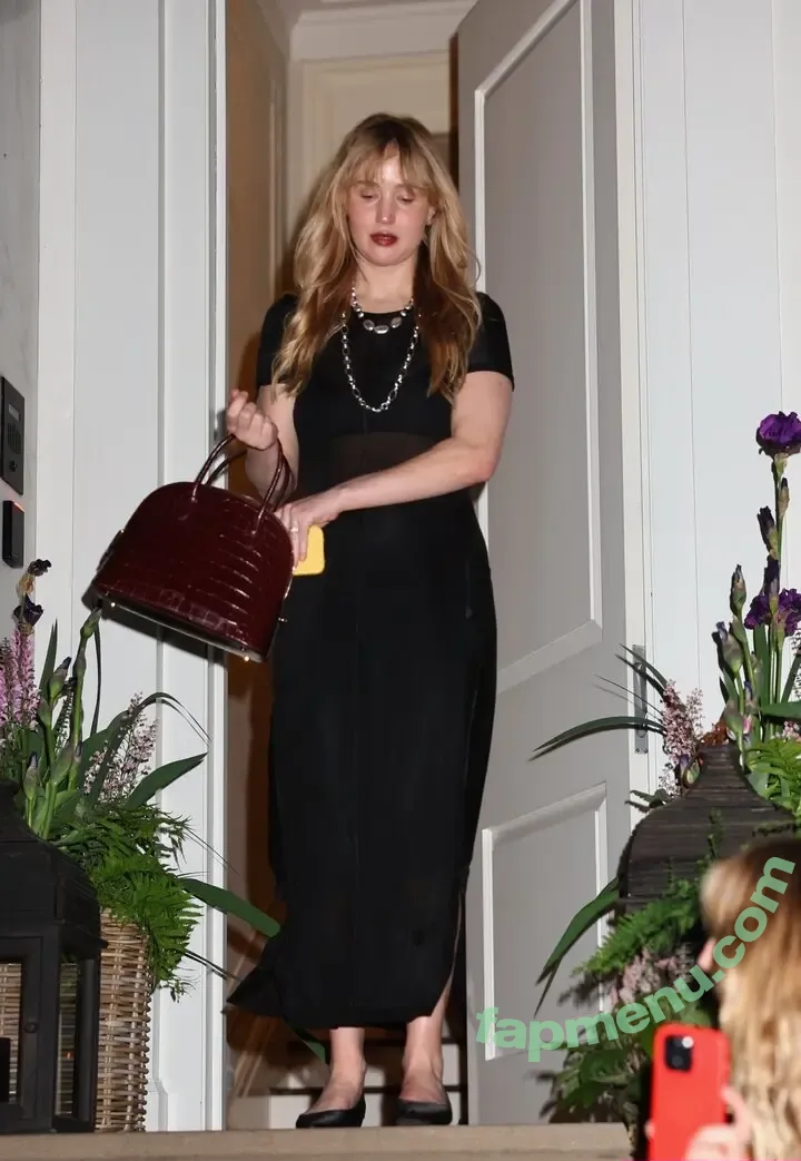 Jennifer Lawrence nude photo #2687 (1jnnf / jennifer.lawrence)