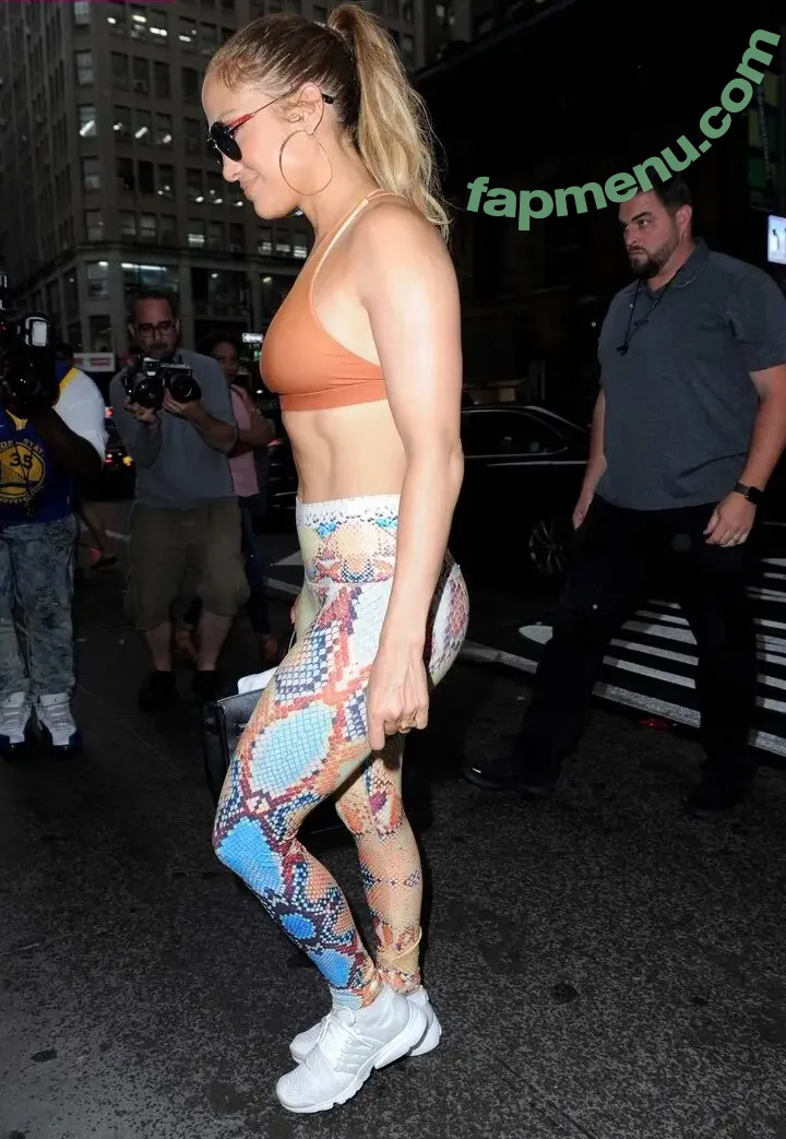 Jennifer Lopez nude photo #4772 (JLo / jennifer_jlo)