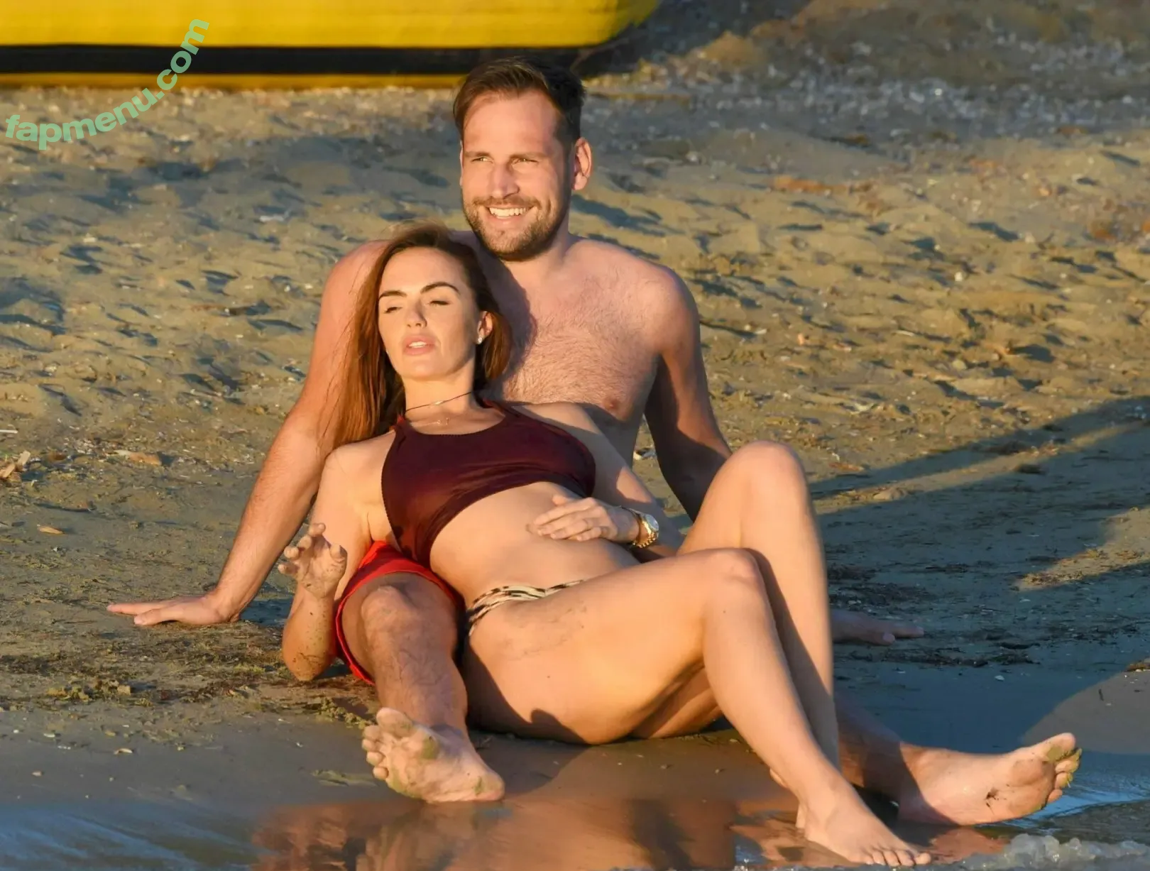 Jennifer Metcalfe nude photo #0661 (missjenjomet)