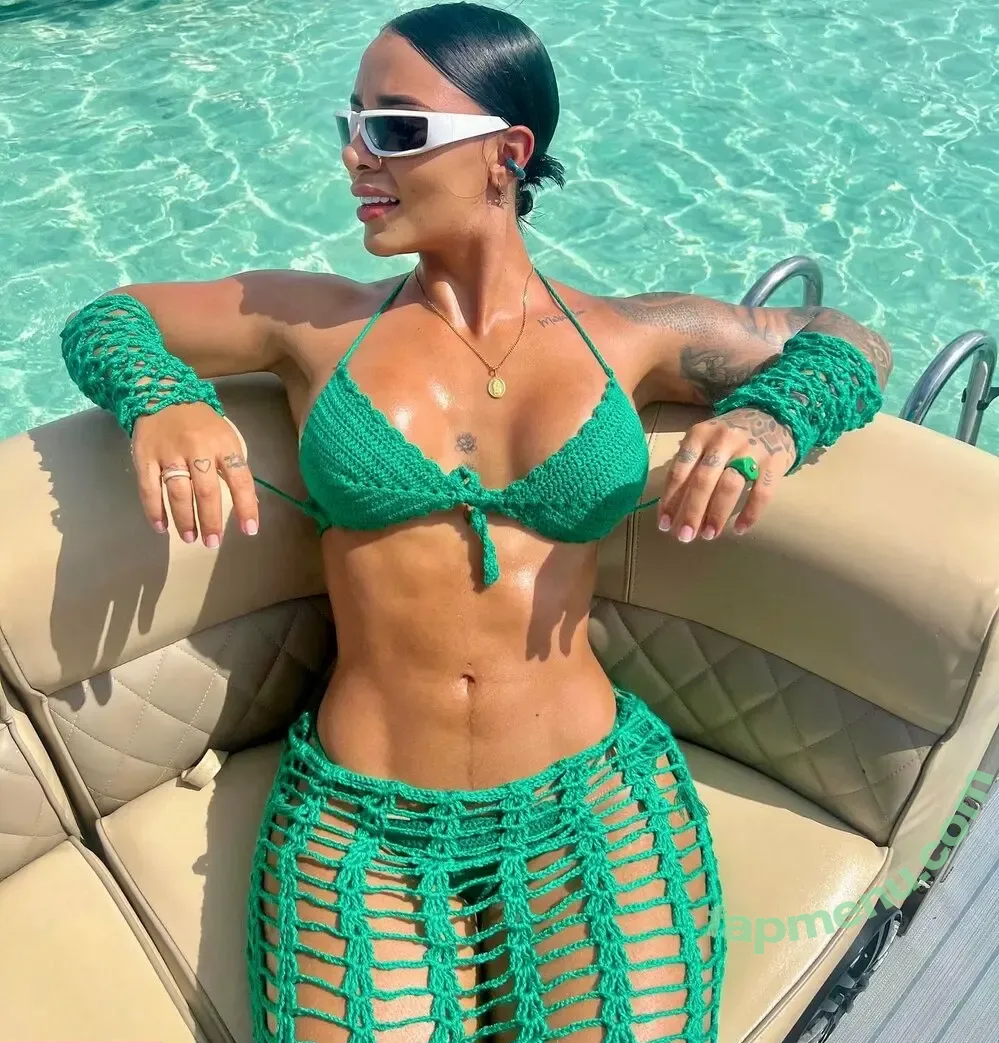 Jennifer Sanchez nude photo #0104 (jennifersanchez)