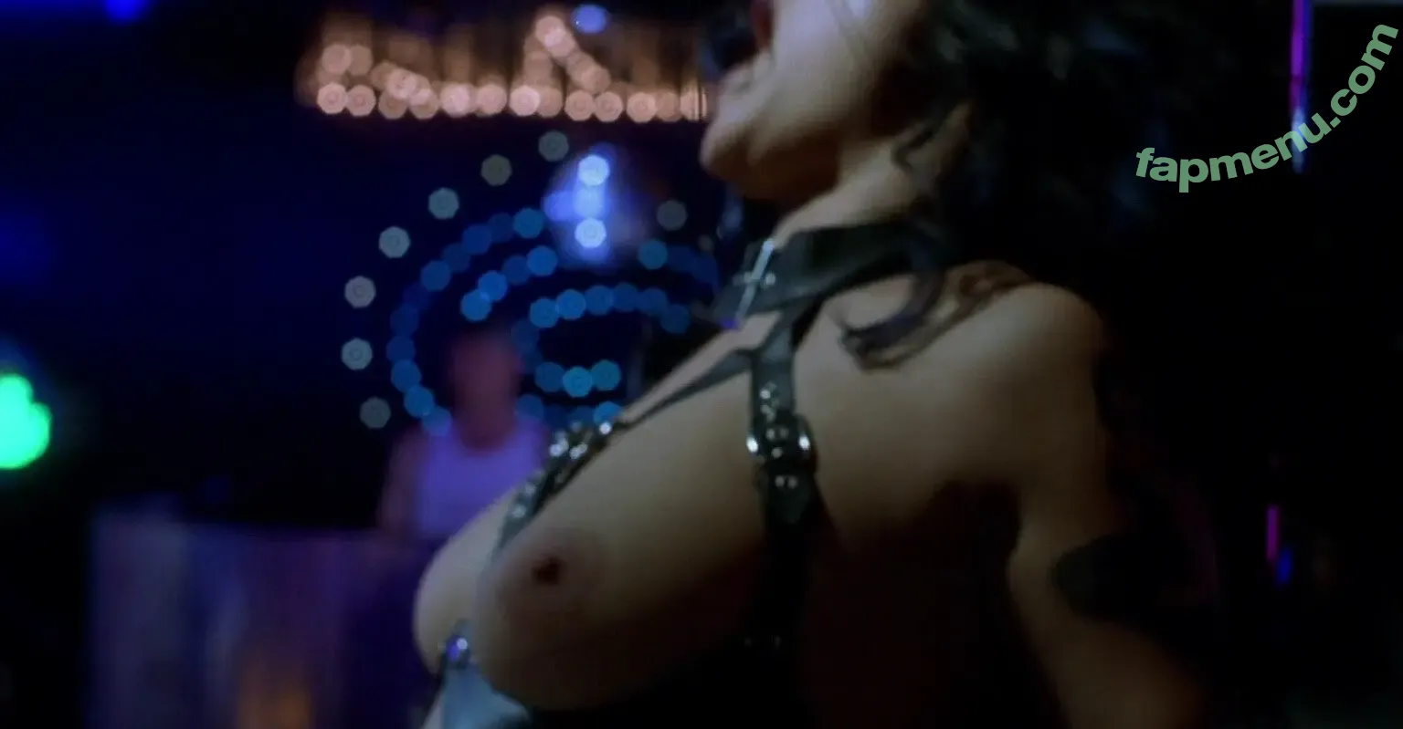 Jennifer Tilly nude photo #0143 (jennifertilly / tillyann)