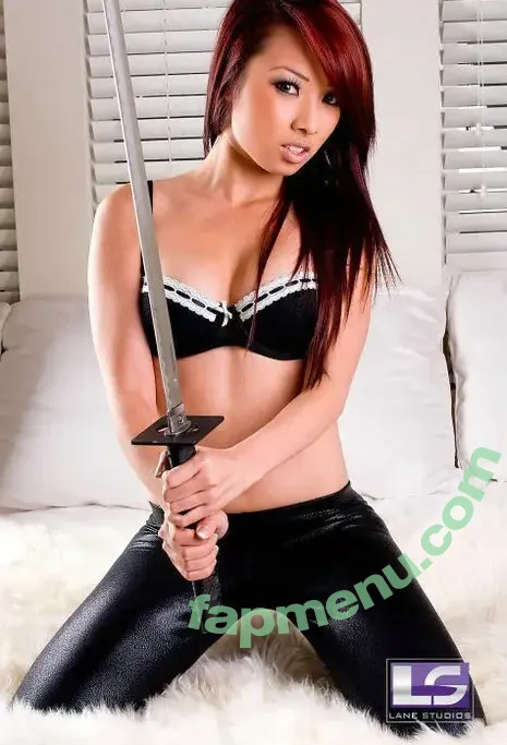 Jennifer Tran nude photo #0021 (jenntran)
