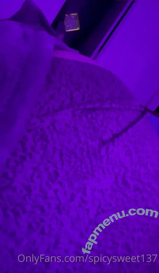 jenny_kush nude photo #0001 (jennykushband)