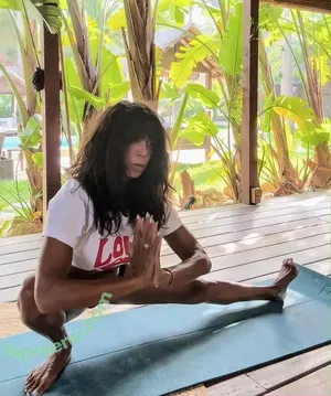 Jenny Powell / jennypowelltv nude photo #0357