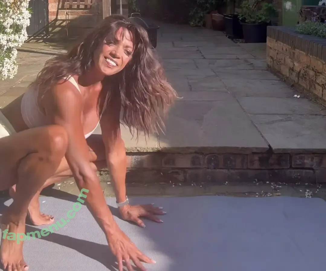 Jenny Powell nude photo #0323 (jennypowelltv)