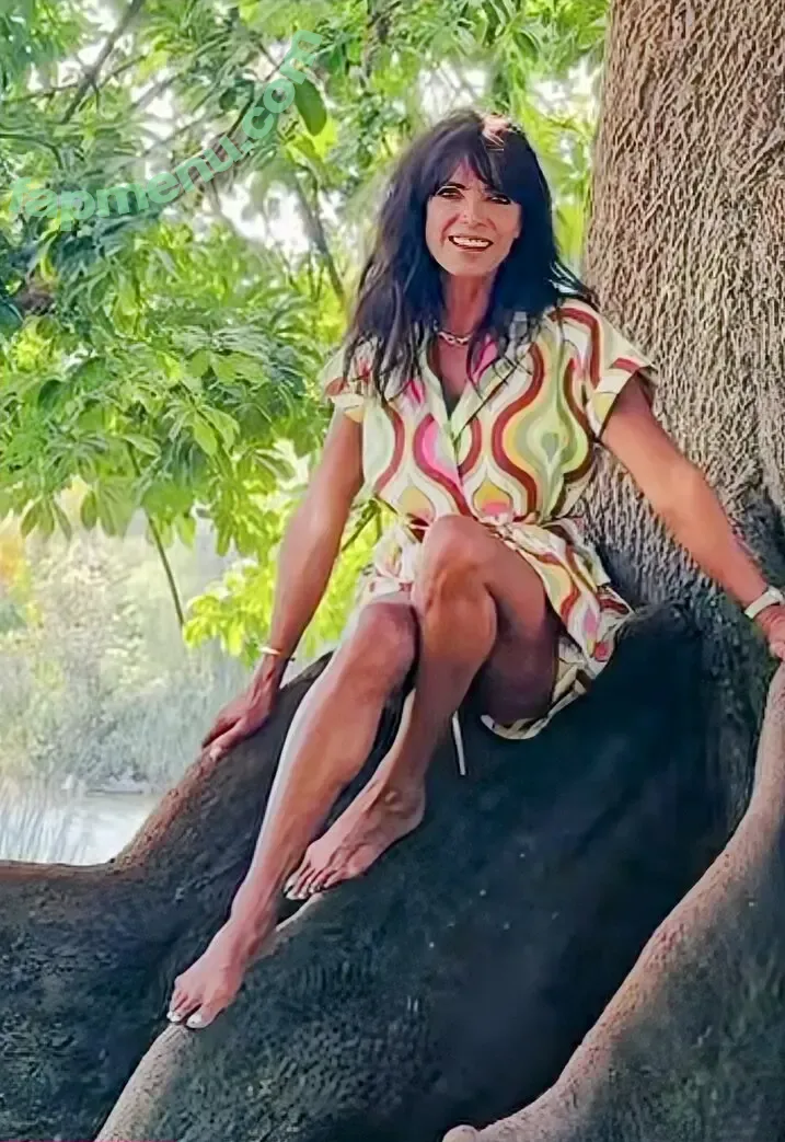 Jenny Powell nude photo #0345 (jennypowelltv)