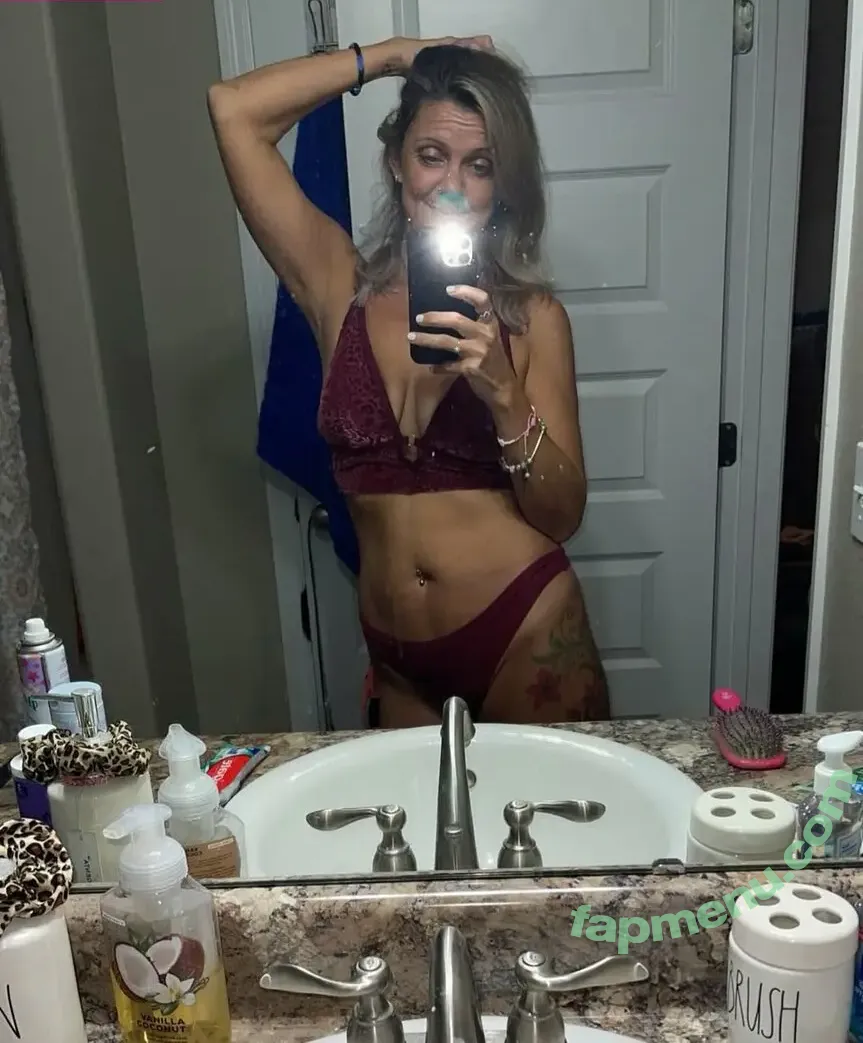 jennybelle nude photo #0010 (Jennybelleee)
