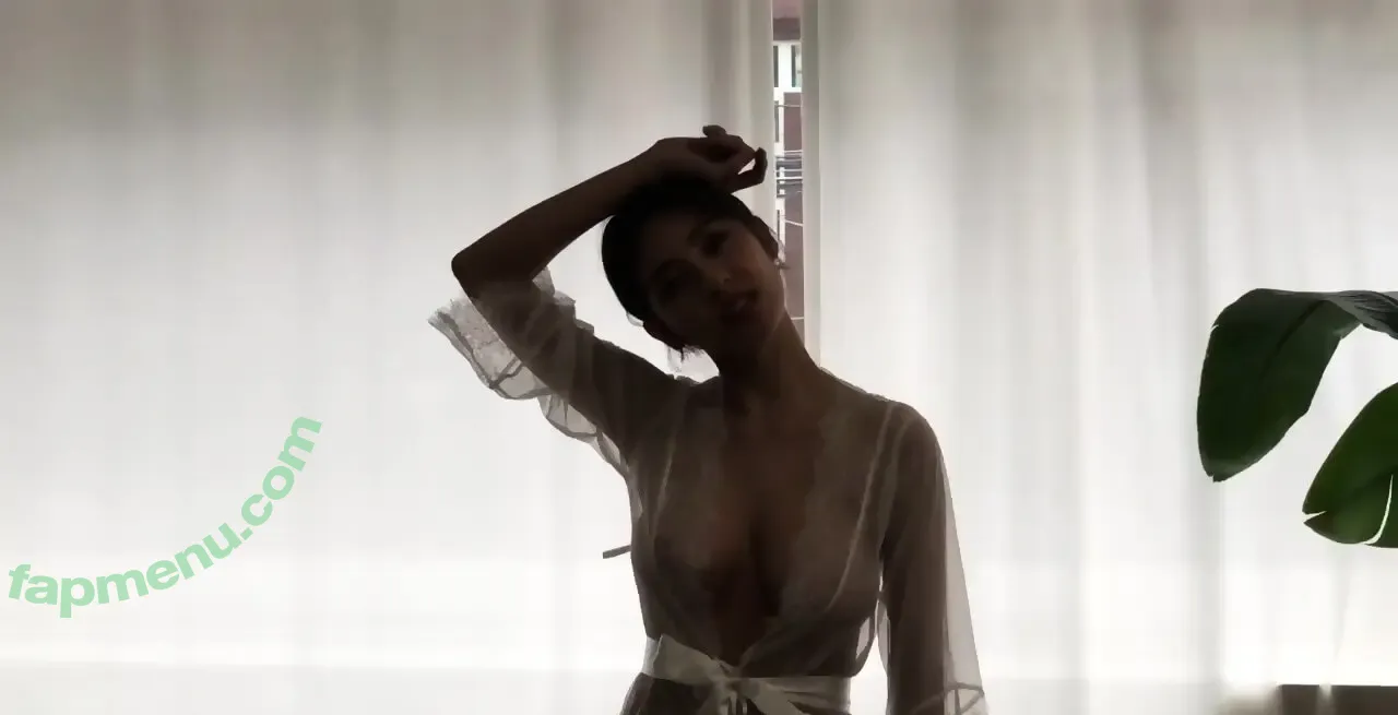 Jeon Ji Su nude photo #0010 (Jeon Ji Su)
