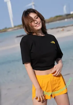 Jeon Somi / ENNIK SOMI / somsomi0309 nude photo #0452