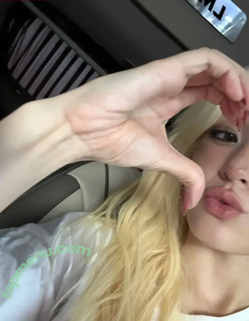 Jeon Somi nude photo #0429 (ENNIK SOMI / somsomi0309)