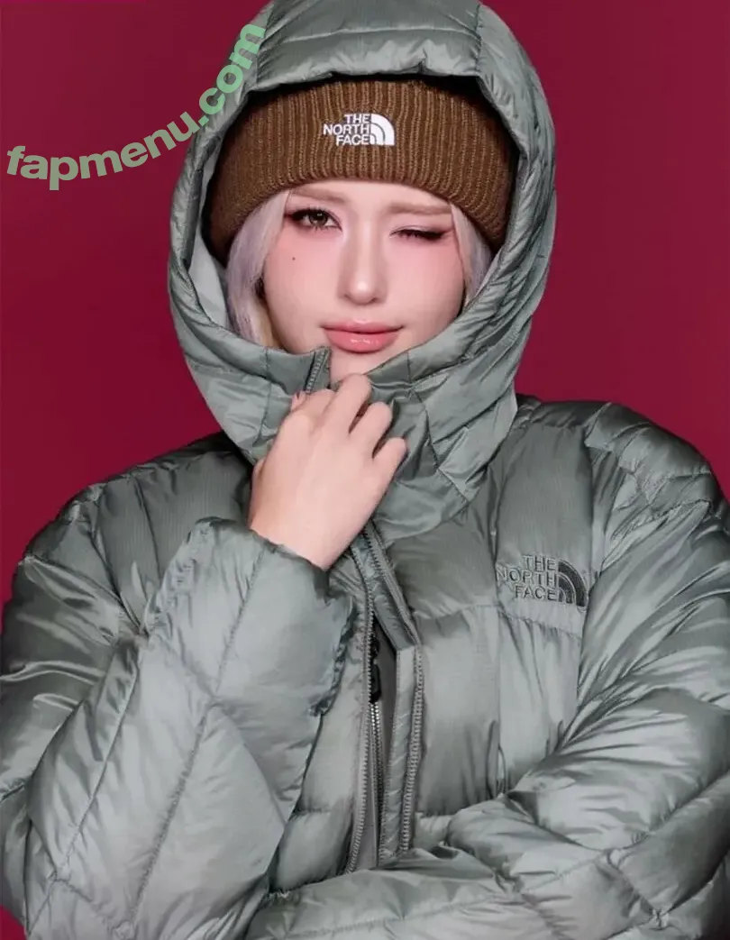 Jeon Somi nude photo #0683 (ENNIK SOMI / somsomi0309)