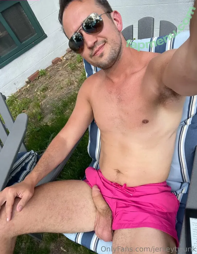 jerseytwunk nude photo #0007 (untuckedjers3y)