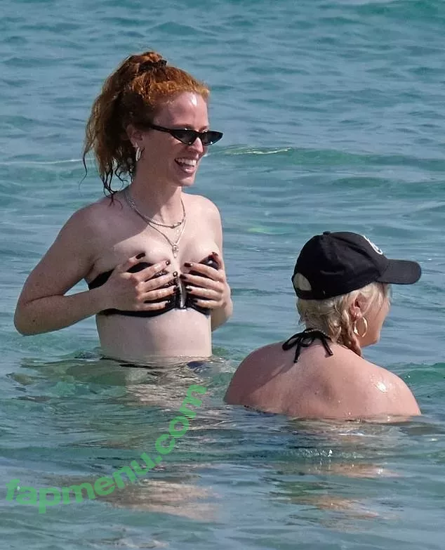 Jess Glynne nude photo #0007 (jessglynne)
