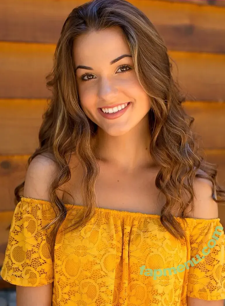 Jessica Baio nude photo #0034 (jessicabaio)