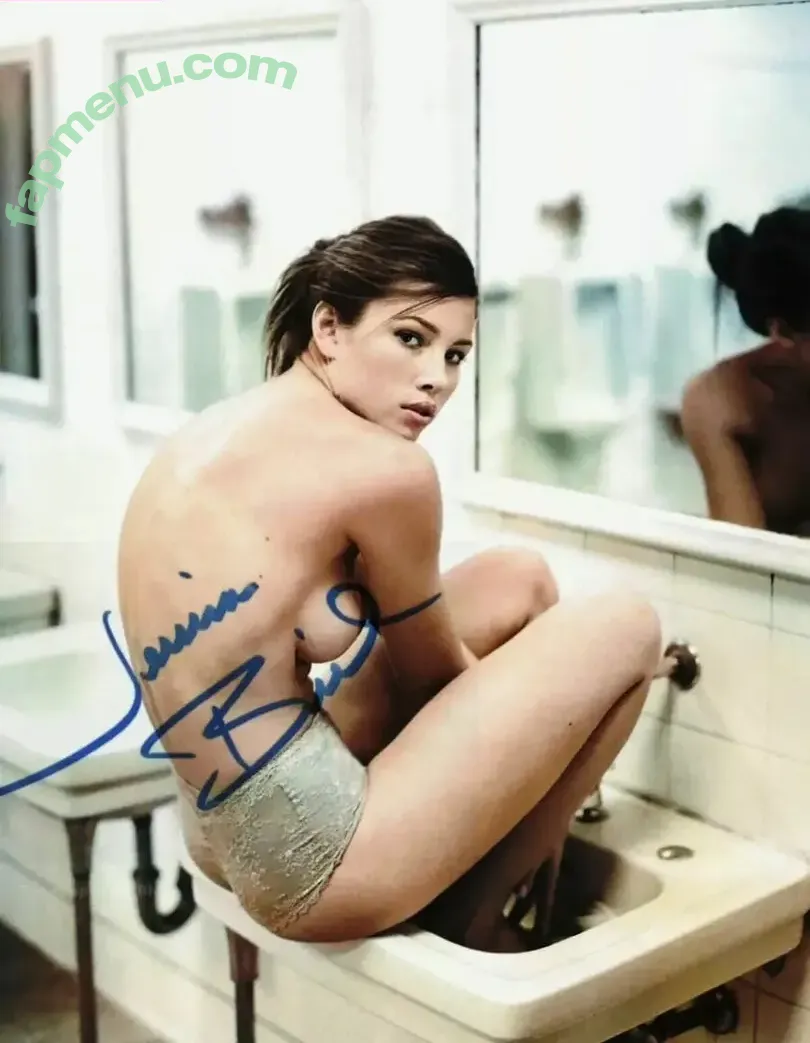 Jessica Biel nude photo #0999 (JessicaBiel / jessica_biel)