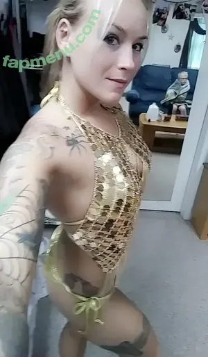  nude photo #0004