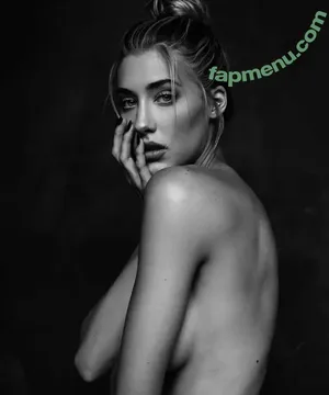  nude photo #0007