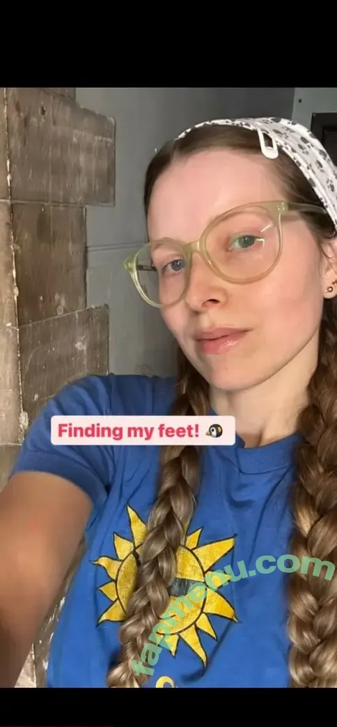 Jessie Cave nude photo #0014 (jessiecave)