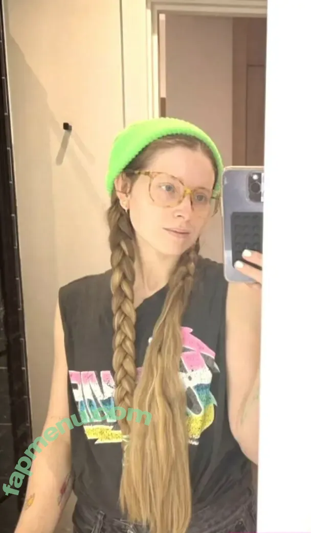 Jessie Cave nude photo #0021 (jessiecave)