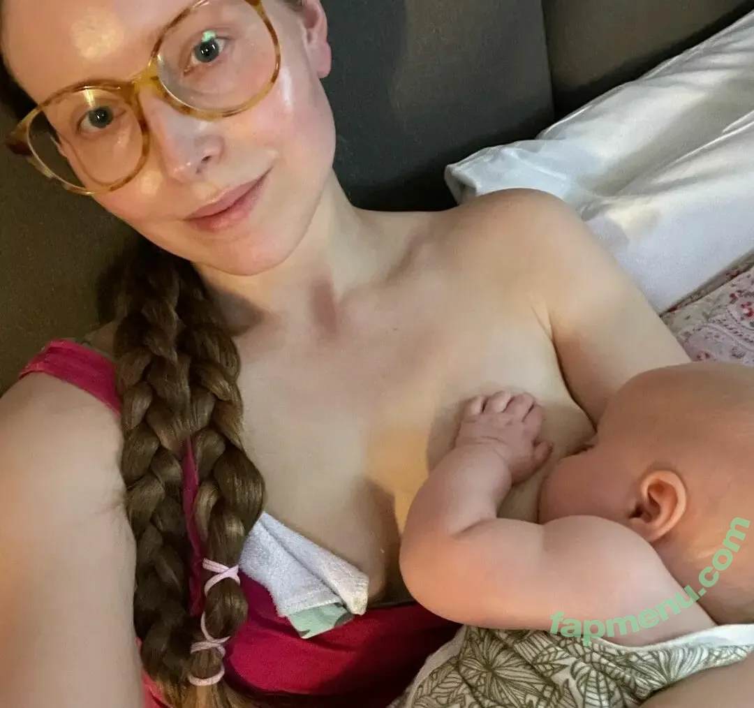 Jessie Cave nude photo #0033 (jessiecave)