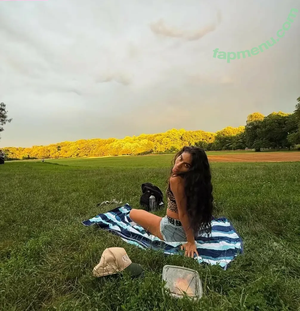 Jessie Reyez nude photo #0084 (jessie.reyes21 / jessiereyez)