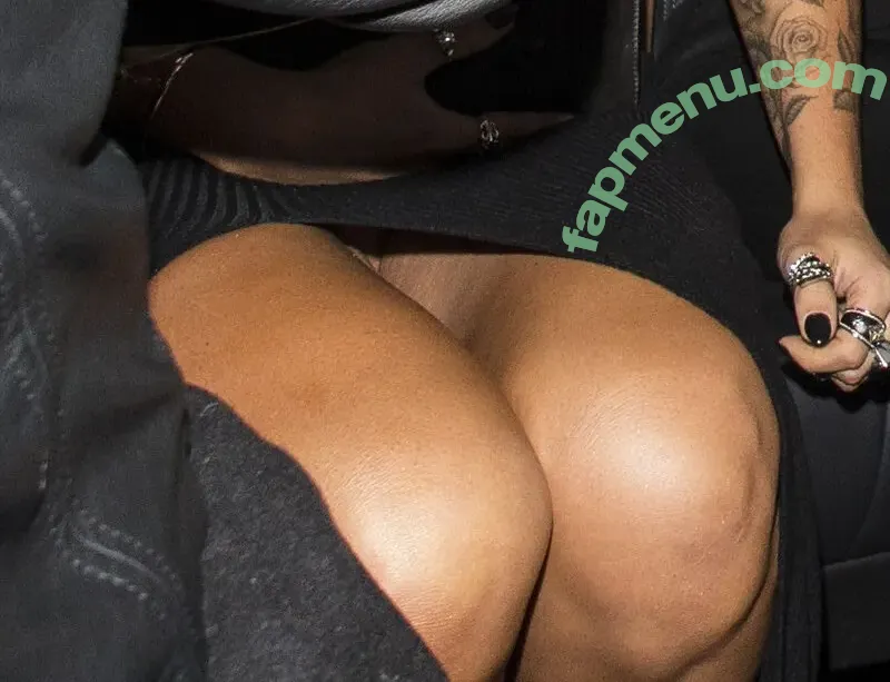 Jesy Nelson nude photo #0195 (jesynelson)