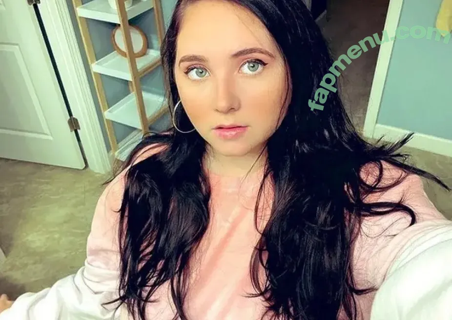 Jewelmegan nude photo #0001 (Jewelmegan)