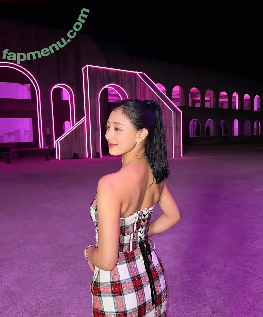 Jihyo nude photo #0068 (Park Ji-hyo / TWICE / _zyozyo / 박지효)