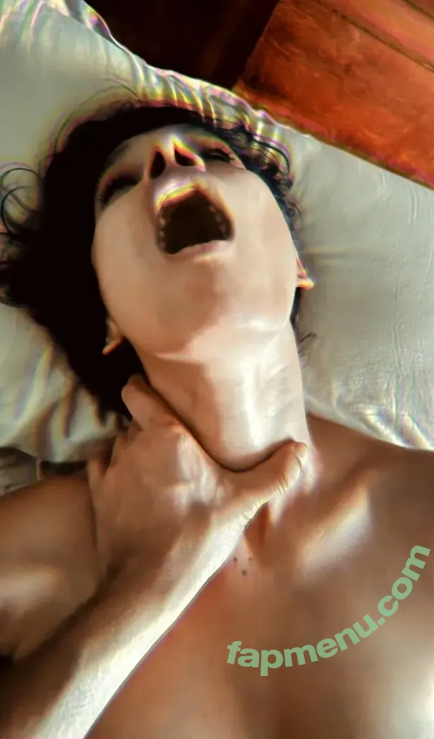 Jikki Nair nude photo #0192 (ineffableimpressions)