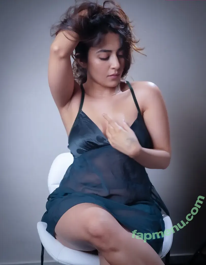 Jinal Joshi nude photo #0092 (jinal.j.j)