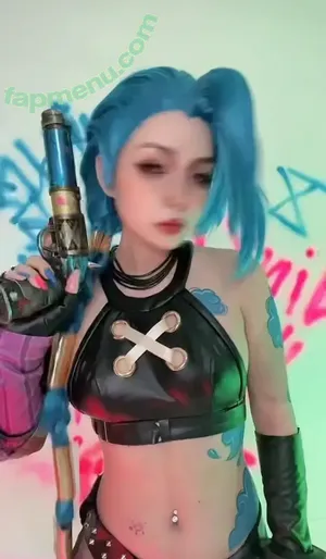 Jinx Cosplay Arcane / LeagueLegends / jinxedyumeria nude photo #0050