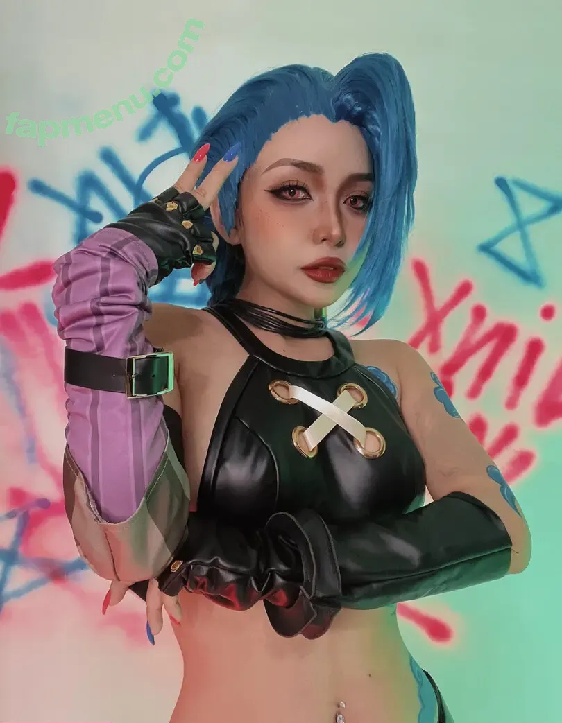 Jinx Cosplay Arcane nude photo #0059 (LeagueLegends / jinxedyumeria)