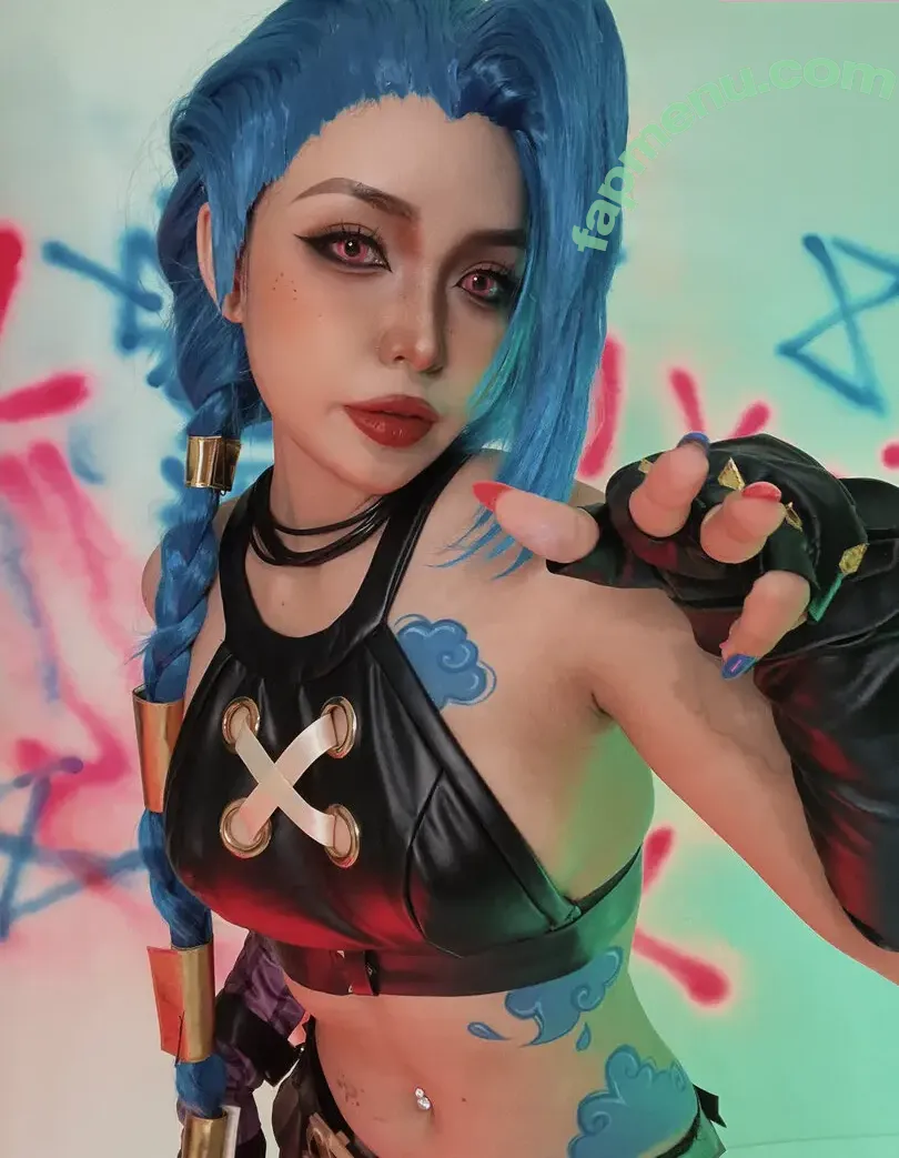 Jinx Cosplay Arcane nude photo #0065 (LeagueLegends / jinxedyumeria)
