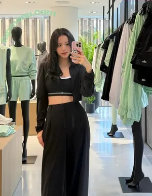 Jisoo / BLACKPINK / qenshizu / sooyaaa__ nude photo #1496