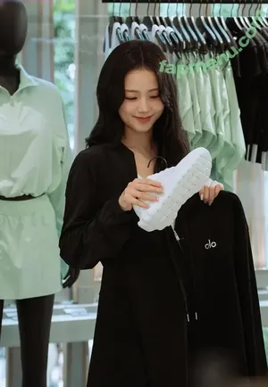 Jisoo / BLACKPINK / qenshizu / sooyaaa__ nude photo #1499