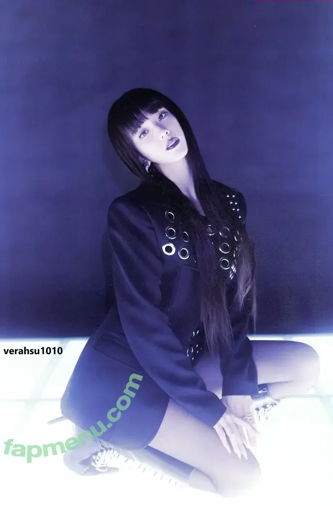 Jisoo nude photo #1535 (BLACKPINK / qenshizu / sooyaaa__)
