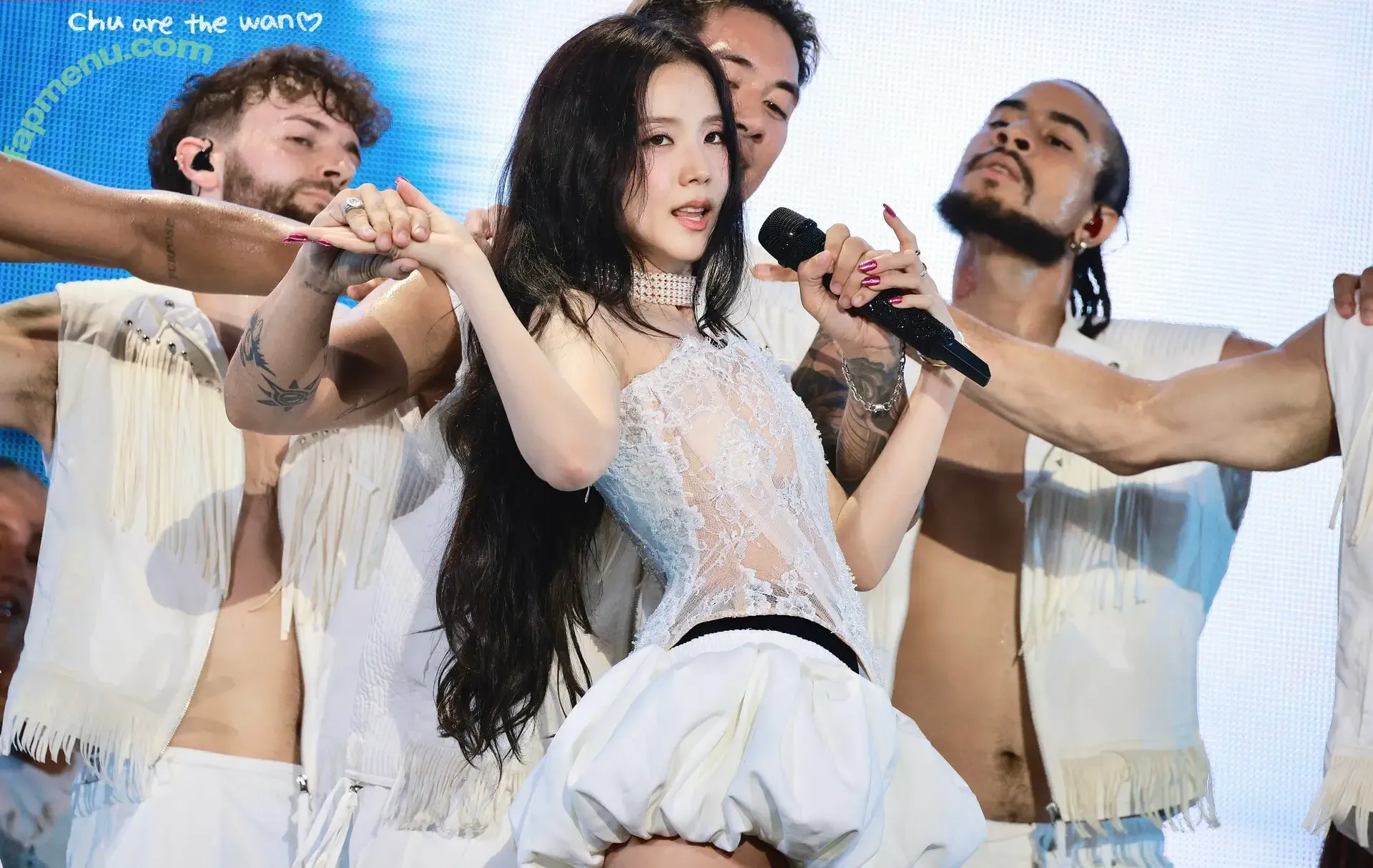 Jisoo nude photo #1566 (BLACKPINK / qenshizu / sooyaaa__)