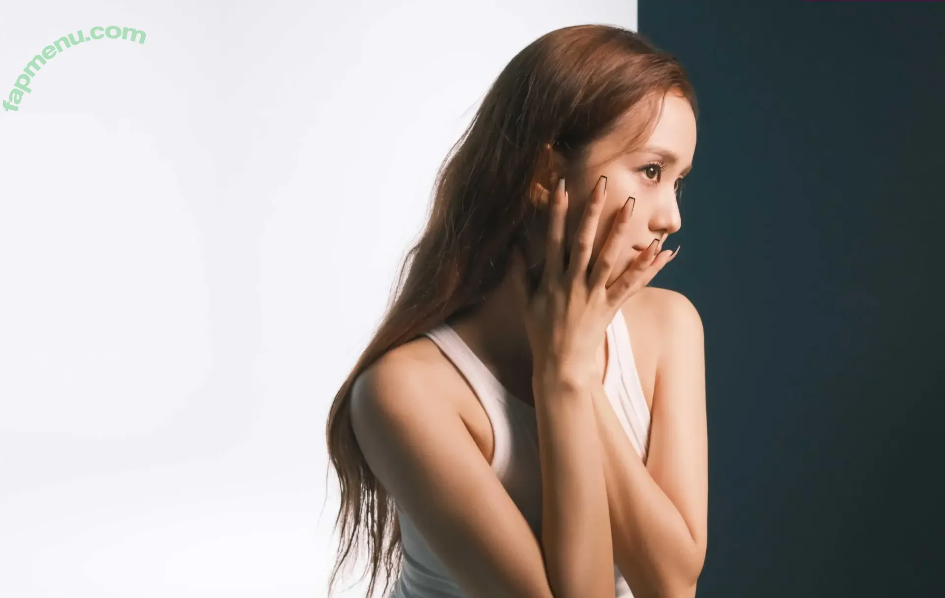 Jisoo nude photo #1580 (BLACKPINK / qenshizu / sooyaaa__)