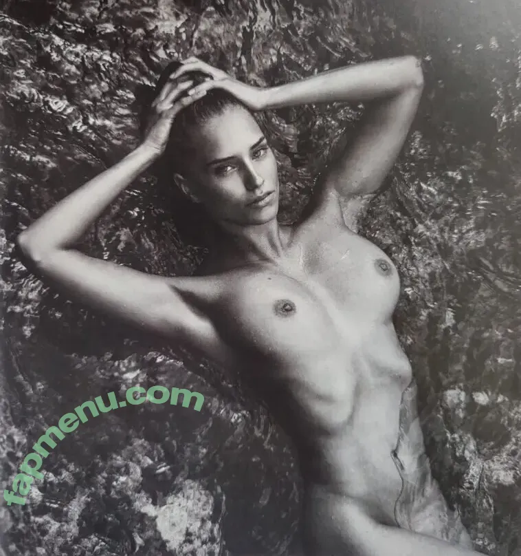 Jisse Gierveld nude photo #0011 (jissetamar)
