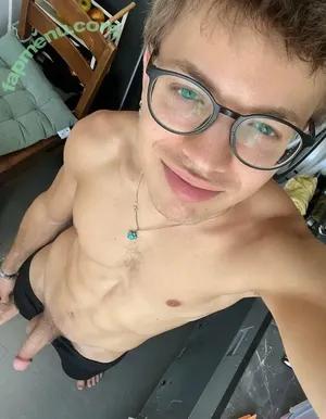  nude photo #0006