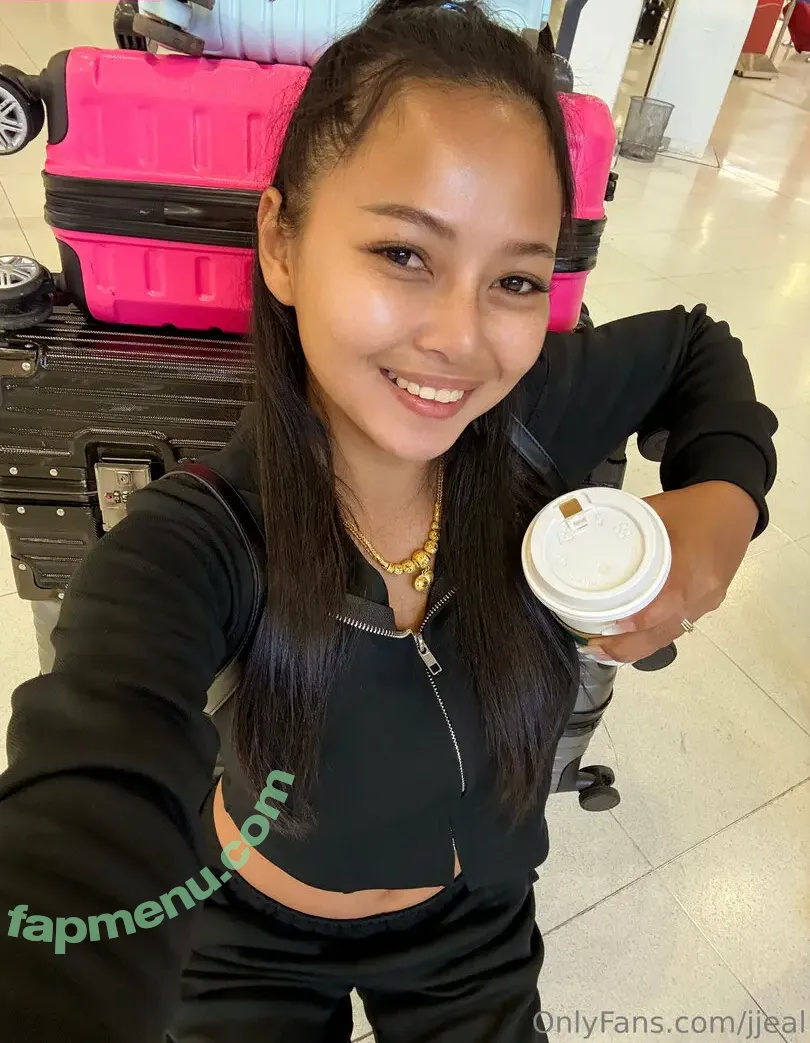 JJEAL nude photo #0038 (Jeal Supannee / jjeal1998 / jjeal_supannee)