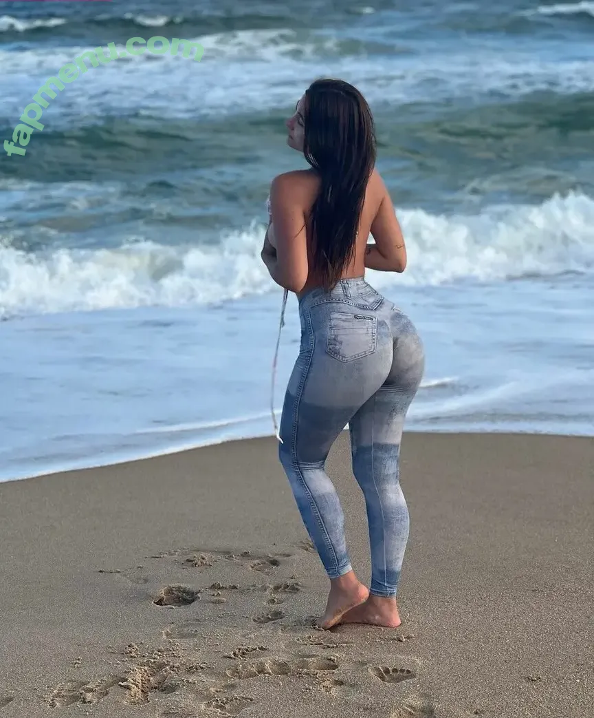 jjuliivargass nude photo #0041 (jjuliivargass)