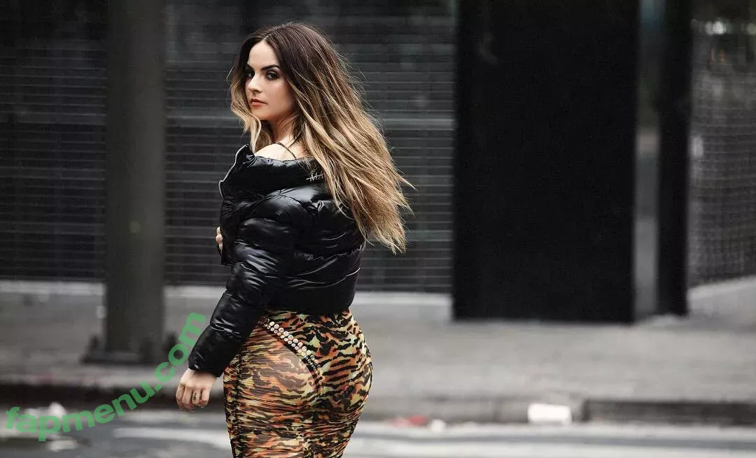 Joanna Jojo Levesque nude photo #0041 (iamjojo)