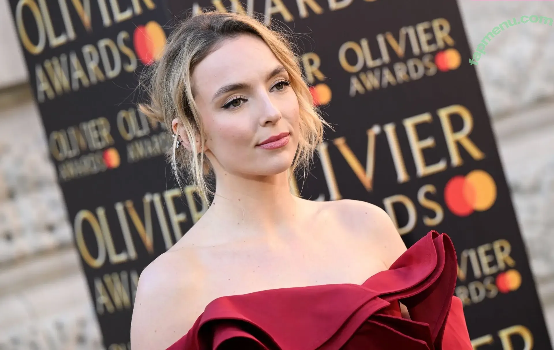 Jodie Comer nude photo #0155 (jodiemcomer)