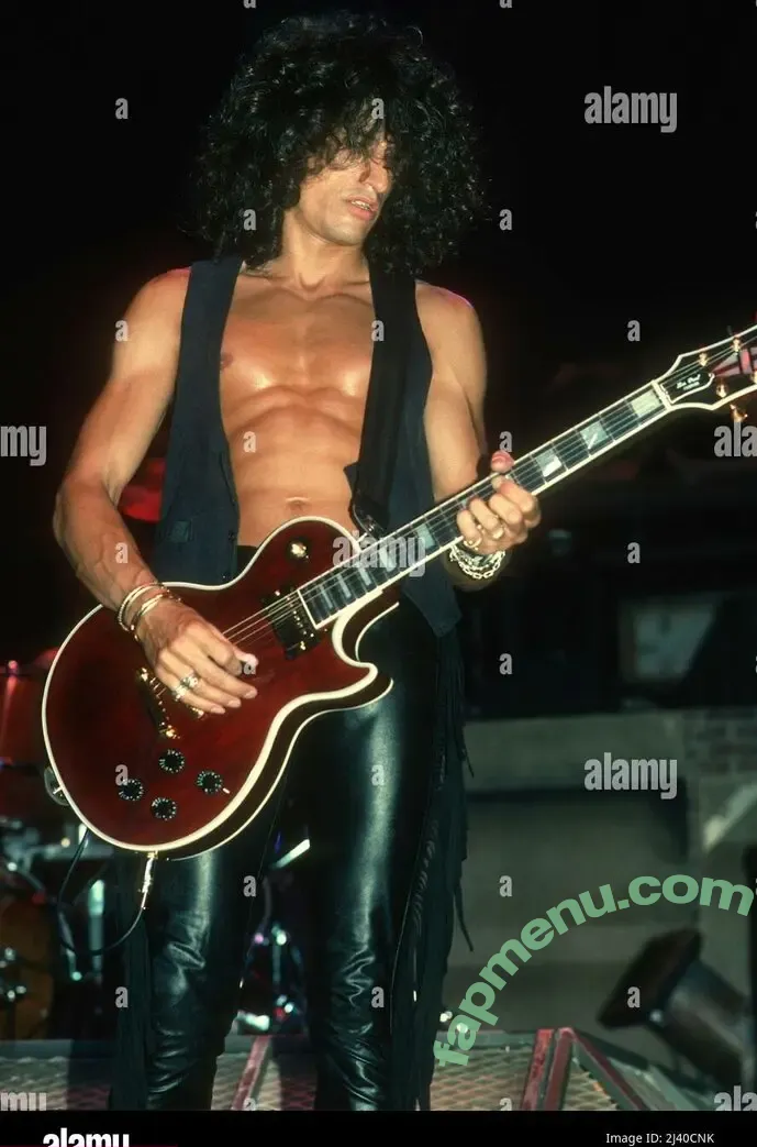 Joe Perry nude photo #0003 (Joe Perry)