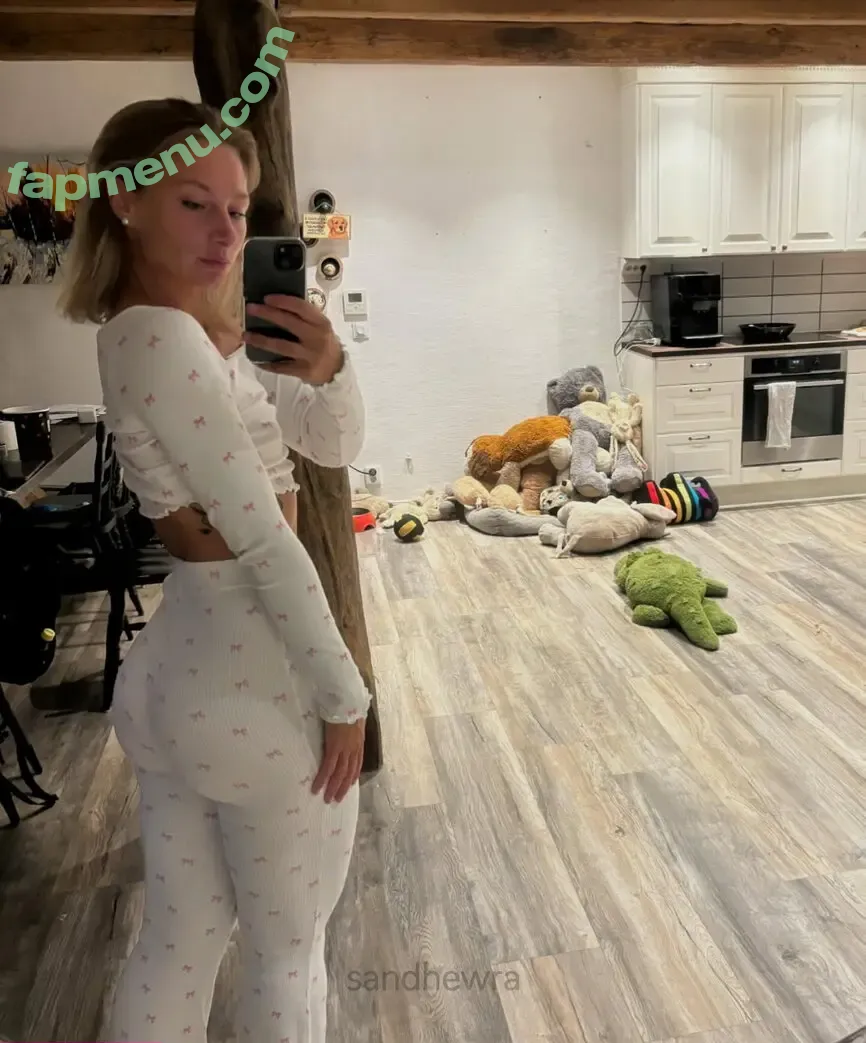 johannnajuhlin nude photo #0022 (johannnajuhlin)